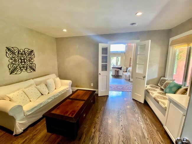 Photo - 3594 Silverado Trail N