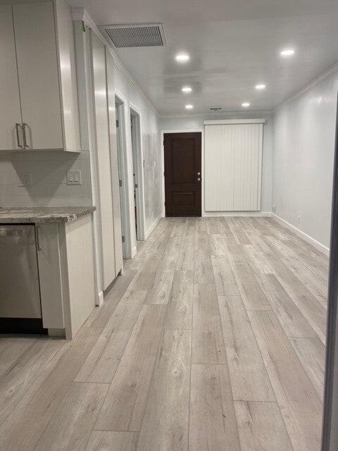 Sala de estar - 1014 Thompson Ave Unidad 1