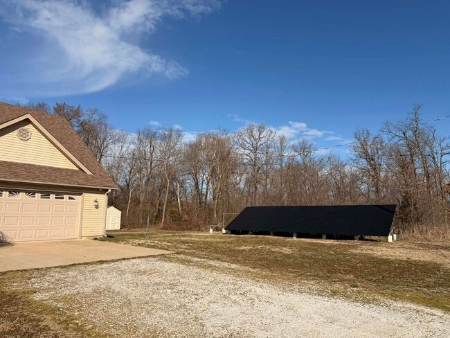 Photo - BEAUTIFUL 4 BEDROOMS/ 2.5 BATHROOMS ON 1 FULL ACRE IN CARL JUNCTION MO!! STORM SHELTER, GARAGE, A...