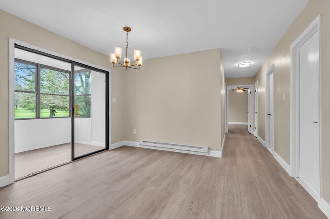 Photo - 168 Amberly Dr