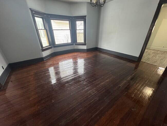 Photo - 32 S Virginia Ave