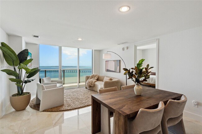 Photo - 1300 Brickell Bay Dr Unit 3604