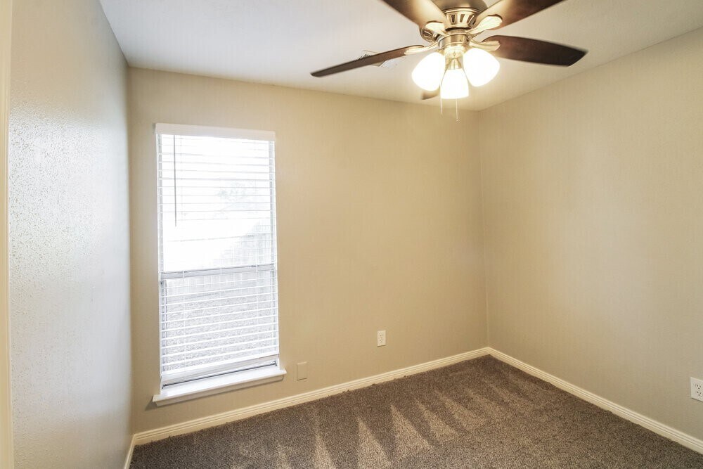 Photo - 3010 Twinleaf Dr