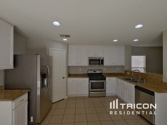 Photo - 697 Wallington Estate St