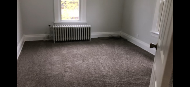 Photo - 210 Dixon Ave