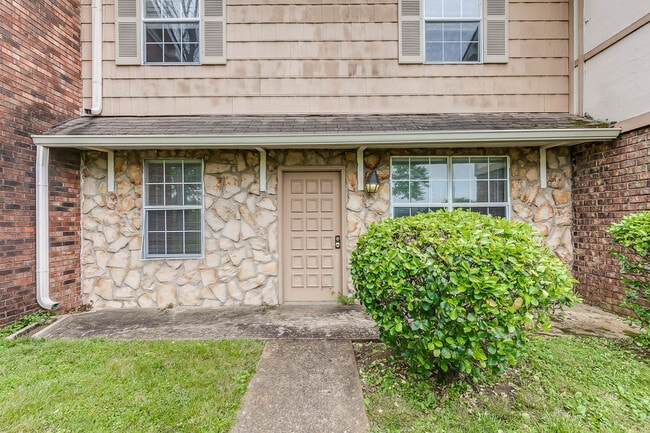 Photo - 1301 Neelys Bend Rd Unidad 48