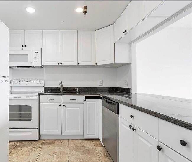 Photo - 1470 NE 123rd St Unit A603