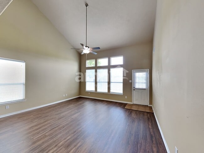 Photo - 19002 Bressingham Dr