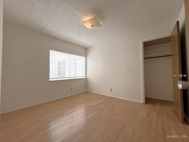 Photo - 1257 10th Ave Unit 5