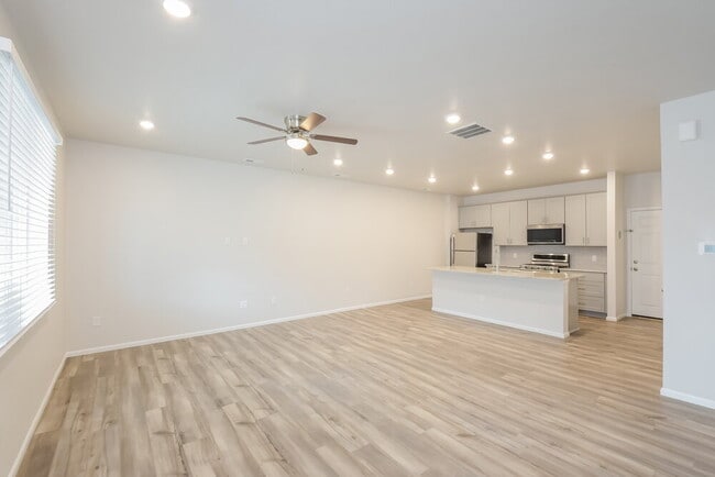 Photo - 13971 Vispo Wy