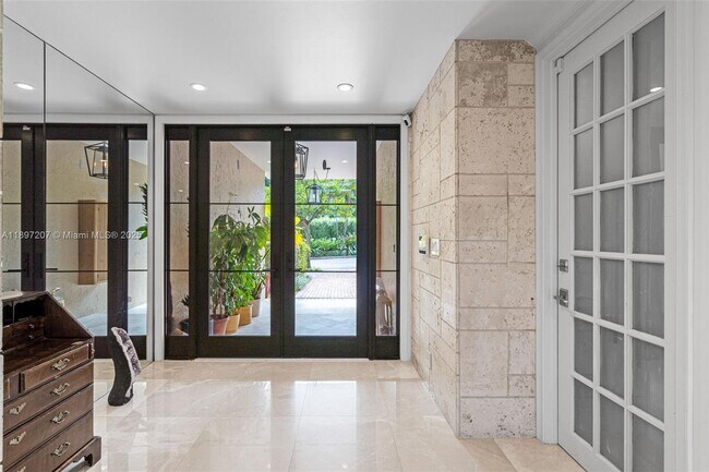 Photo - 6124 Paradise Point Dr