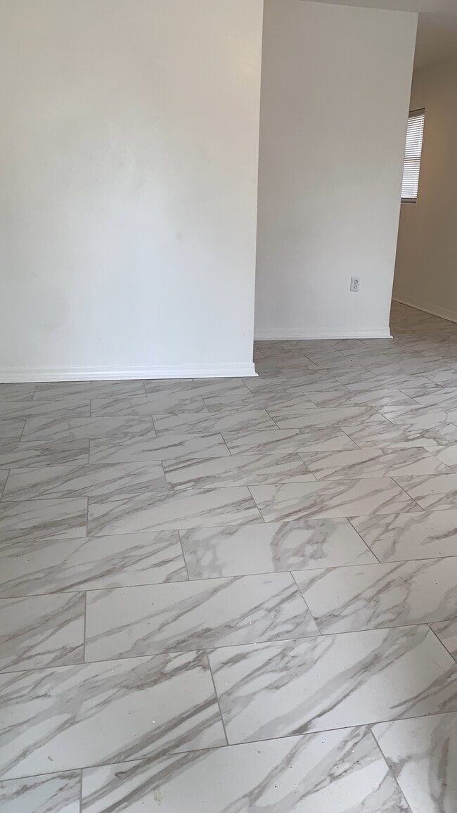 Photo - 1604 2nd St NW