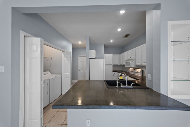 Photo - 2 Bedroom Condo in a Gated Community Near LSU