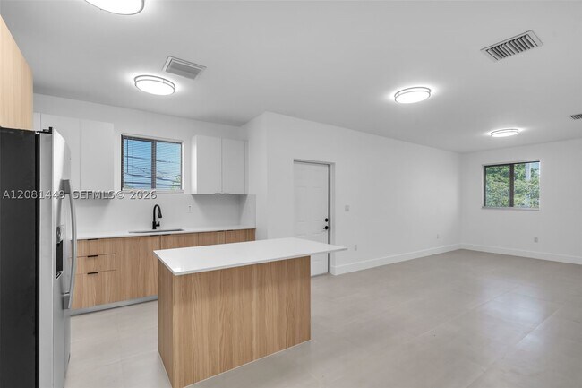 6500 NW 21st Ave Unit 6502