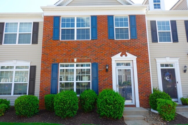 Photo - 202 Elise Dr
