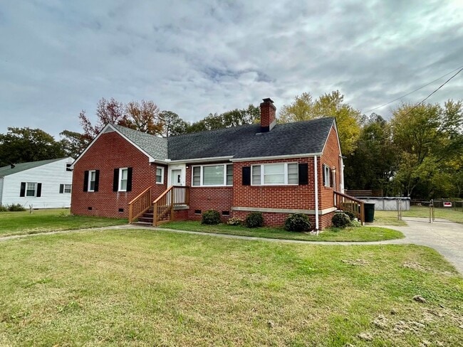 Photo - 1109 Smithfield Ave