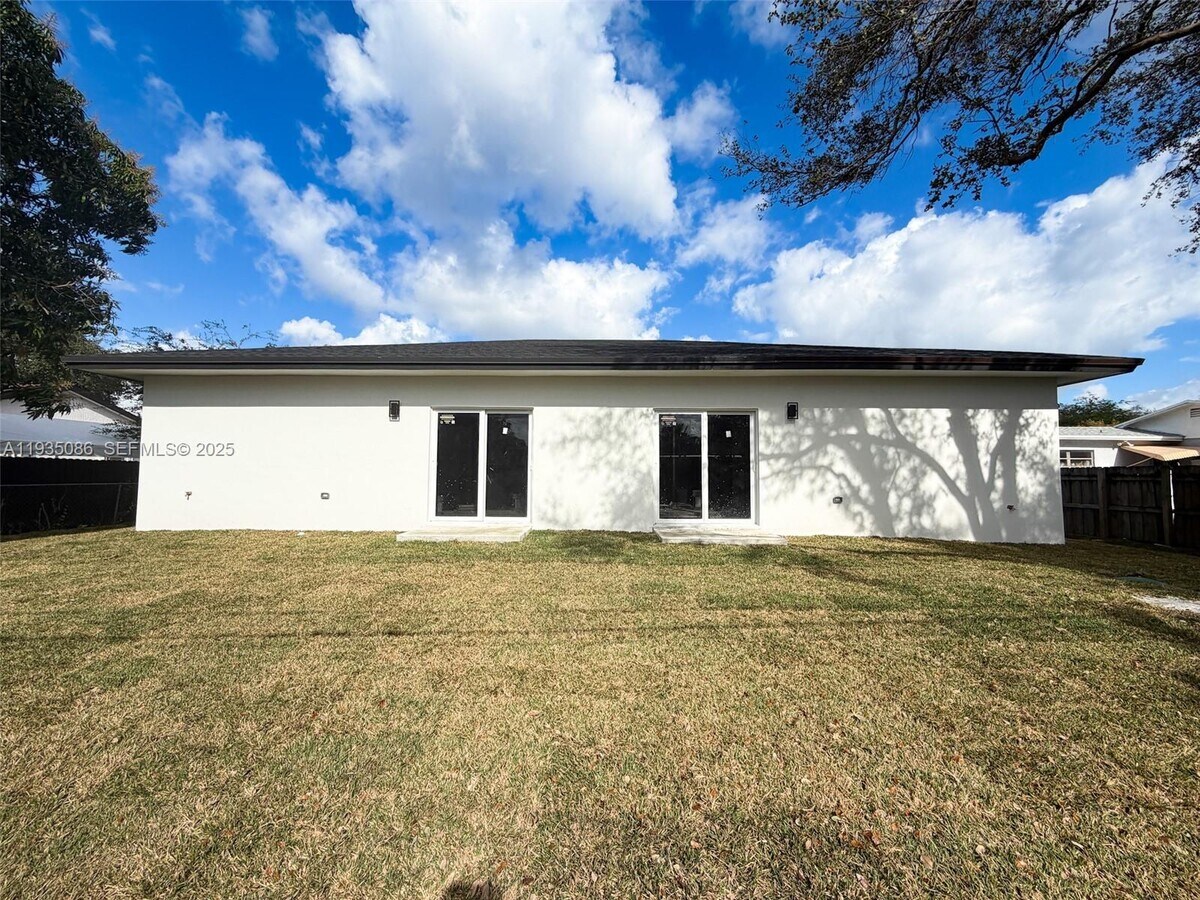 Photo - 1866 NW 91st St Unidad 1866