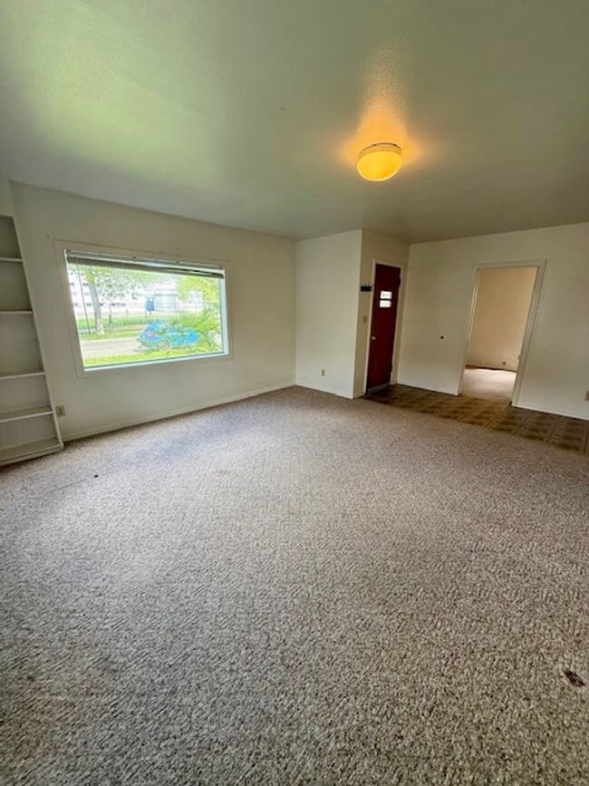 609 S 9th Ave