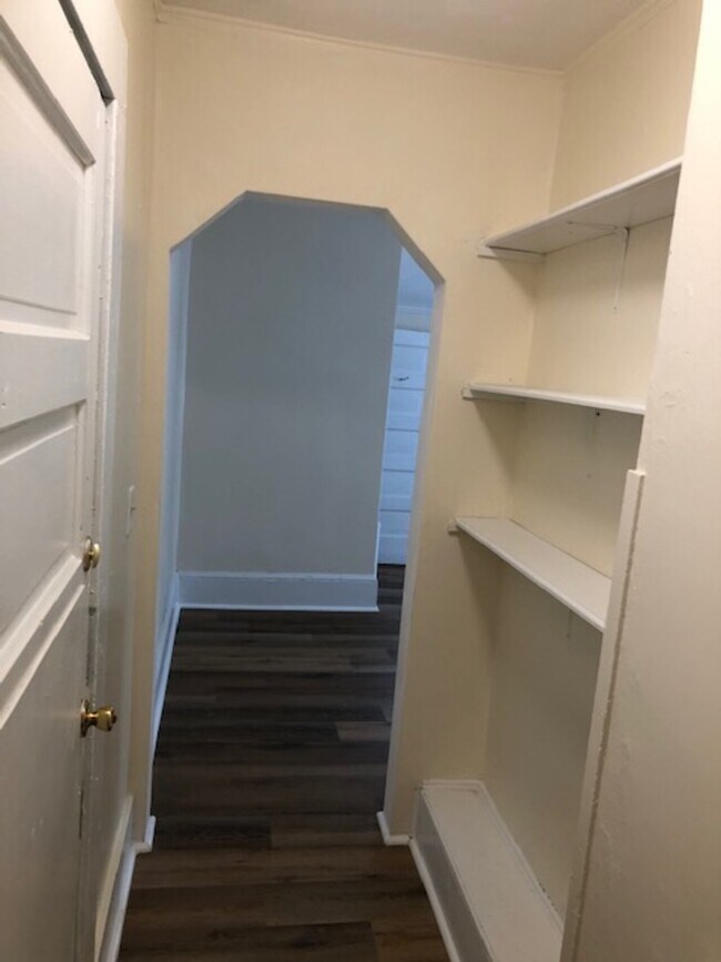 Photo - 633-635 Central Unit 635-Upper