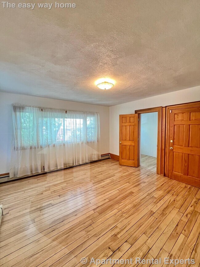 Photo - 114 Thorndike St Unit #2