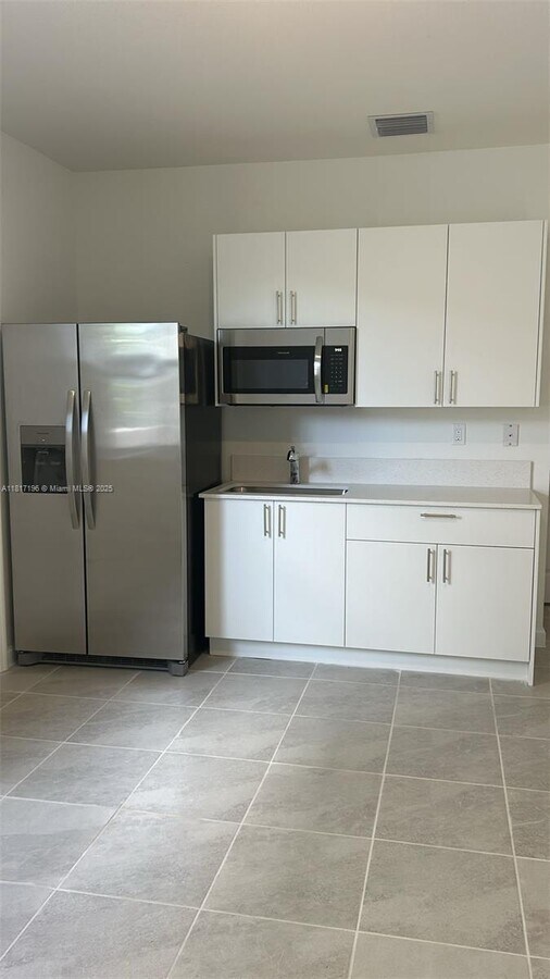 Photo - 18600 SW 136th Ct Apartment Unit 2