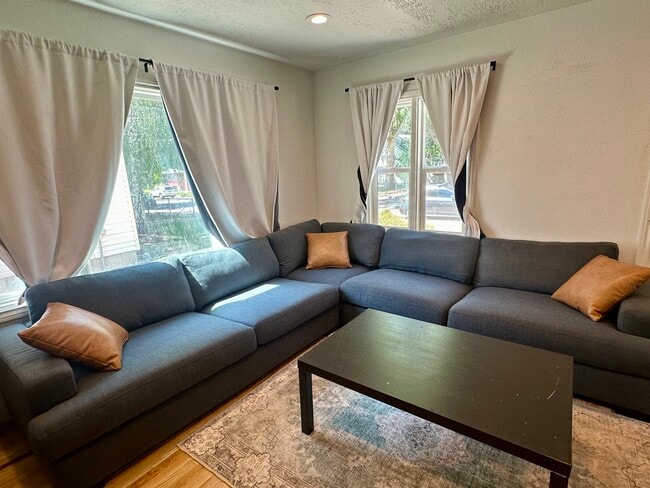 Building Photo - 630 E Coatsville Ave Rental