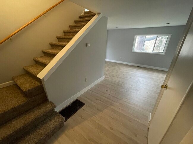 Photo - 46 Terrill St Unit 4