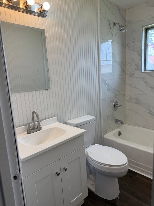 Photo - 5115 N Woodland Dr