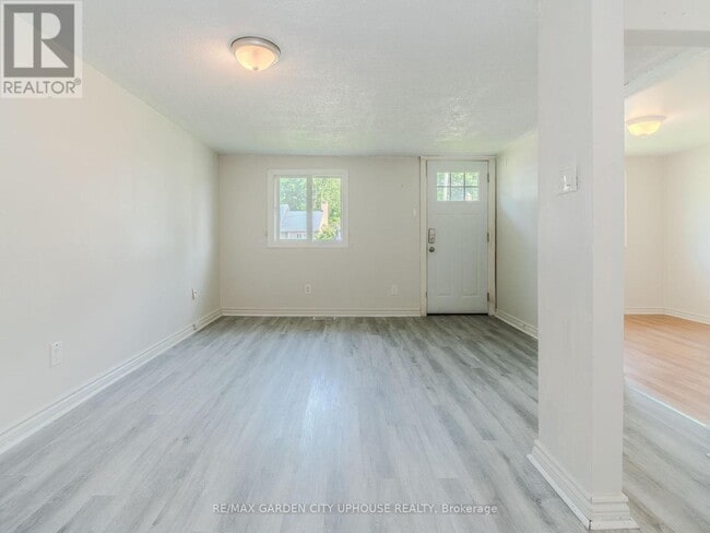 Photo - 12 Beachaven Dr
