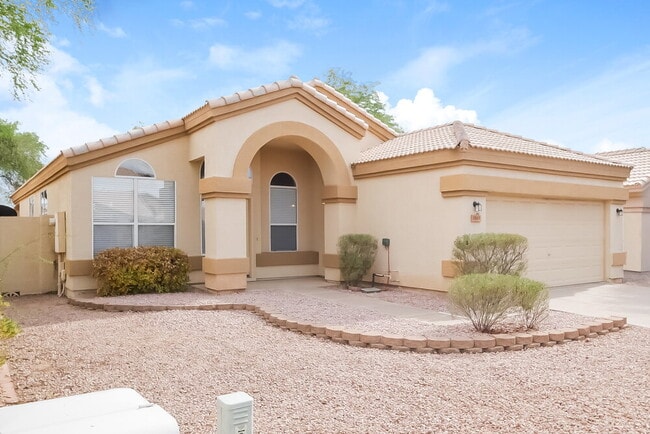 Photo - 1069 W Glenmere Dr