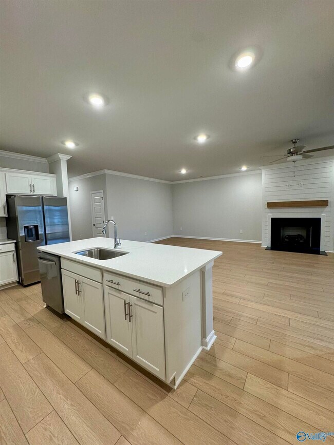 Photo - 207 Stockyard Cir