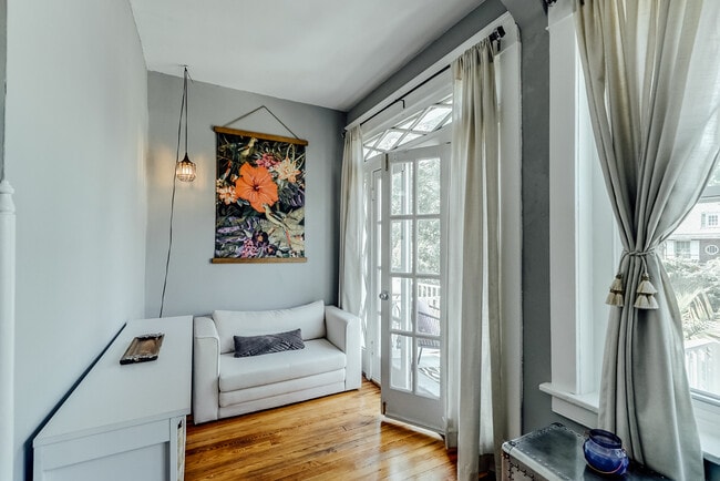 Photo - 3008 Floyd Ave Unit B