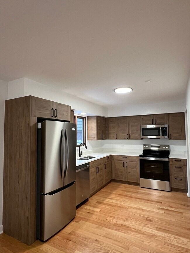 Photo - 1545 Winnetka Rd