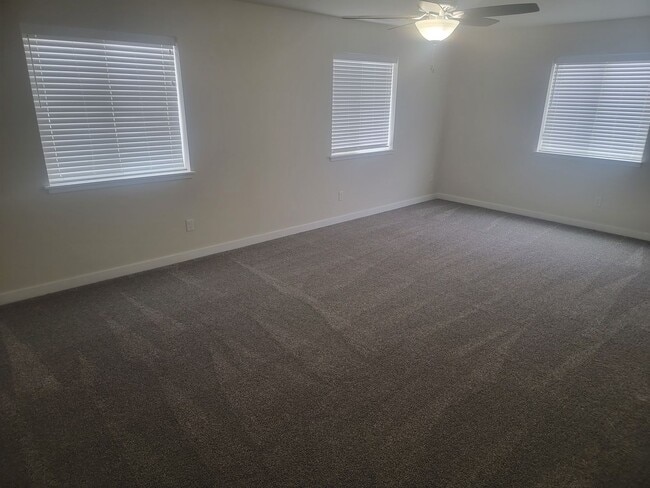 Photo - 609 13th St Unit C