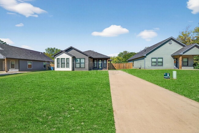 Photo - 1425 S 7th Ave