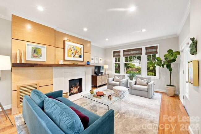 Photo - 1621 Lyndhurst Ave