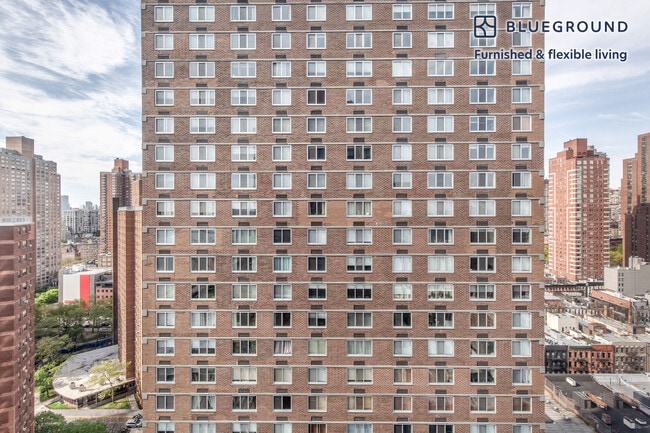 Photo - 345 E 94th St Unidad FL25-ID1470