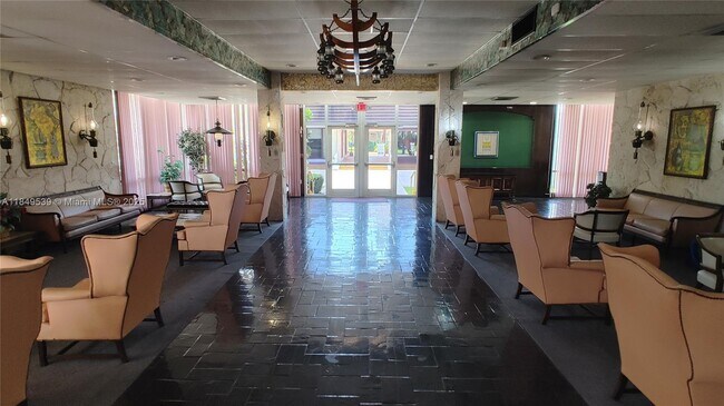 Photo - 3030 Marcos Dr Unidad T409