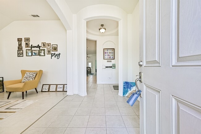 Photo - 3033 Broadhaven Dr House