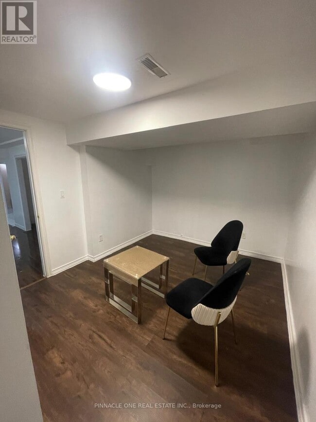 Photo - 27 Greenleaf Terrace