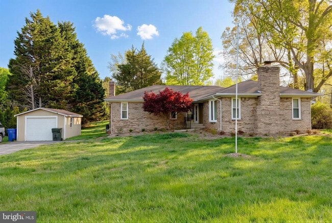 Building Photo - 1200 E Patuxent Dr