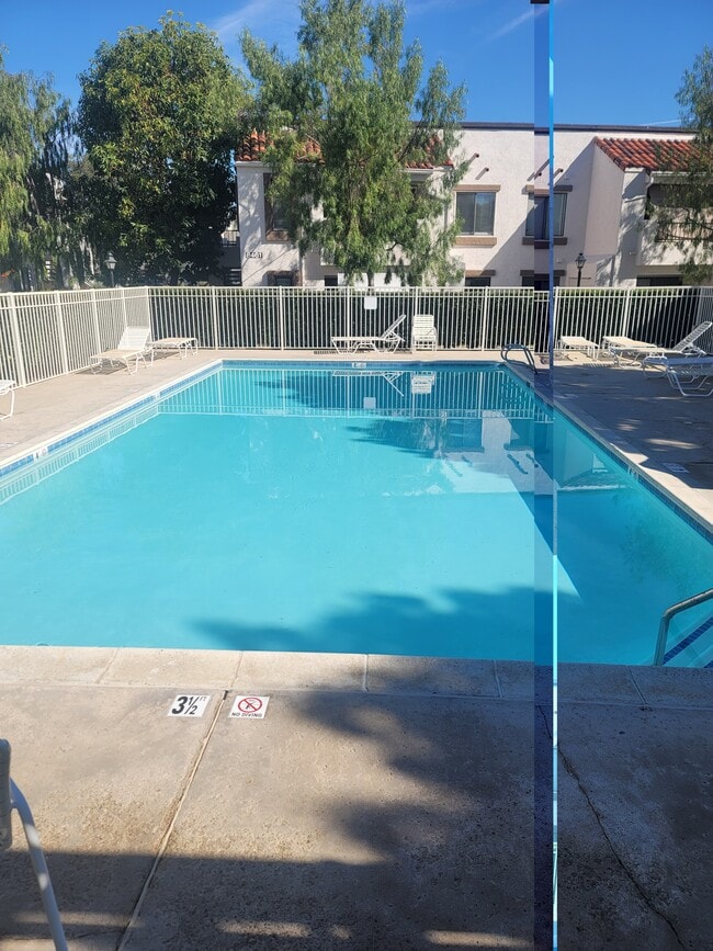 Building Photo - 8461 Westmore Rd Unit VillasAtWestmore#3