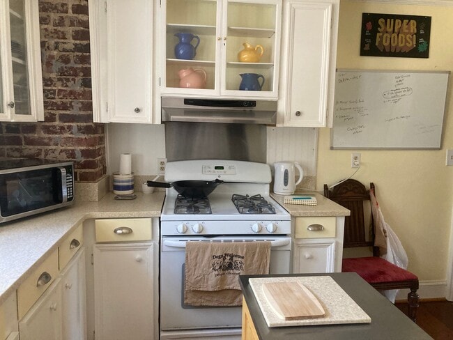 Photo - 320 Keating Dr