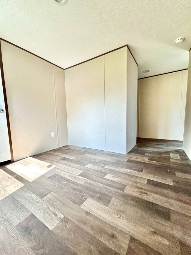 Photo - 78 Autumn Ln