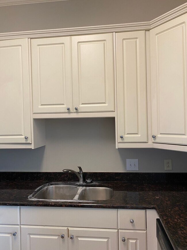 Photo - Furnished Charming 1 bedroom Condo in Gran...