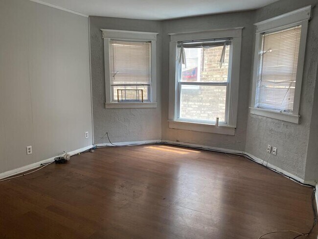 Photo - 4717 Baring Ave