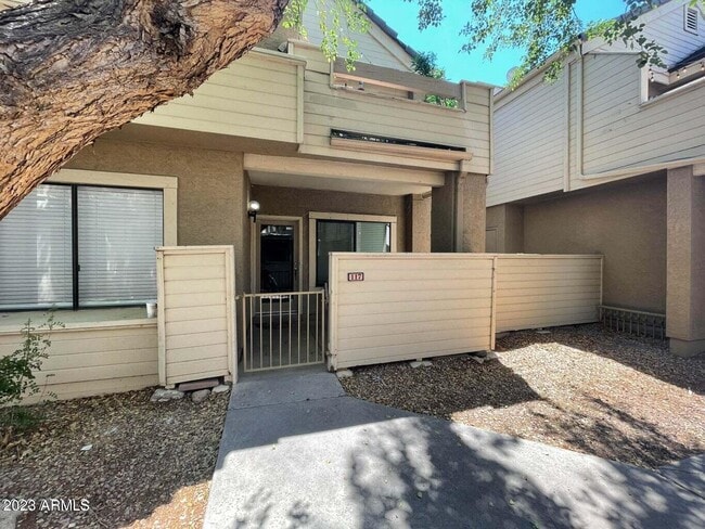 Building Photo - 2035 S Elm St Unit 117 Rental