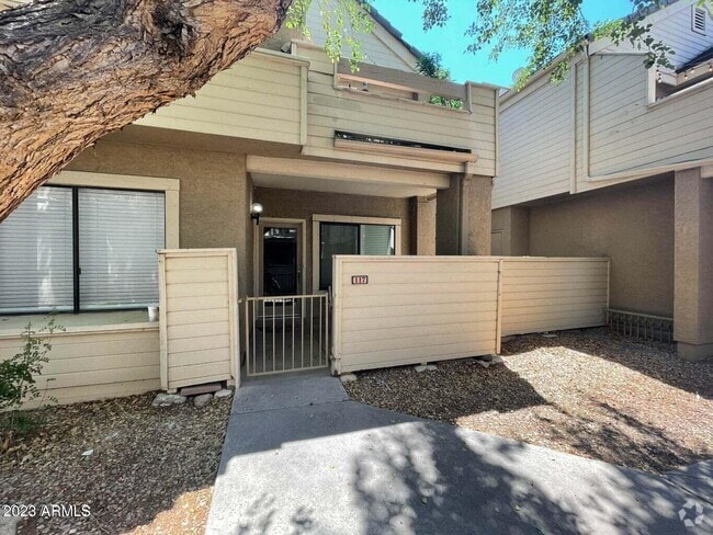 Building Photo - 2035 S Elm St Unit 117 Rental