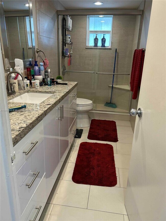 Photo - 7480 Miami Lakes Dr Unidad G310