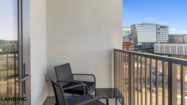 1007 S Mint St Unidad 820